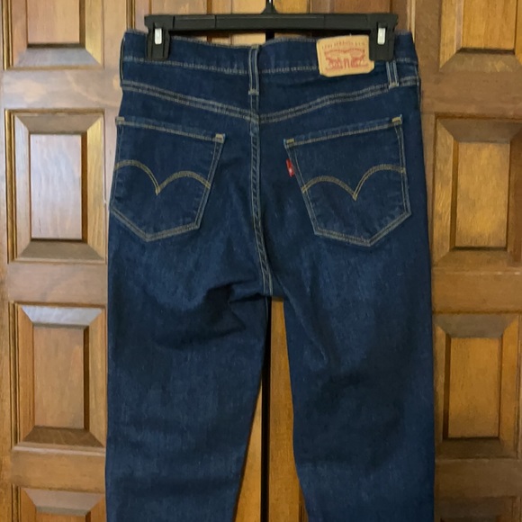 Levi 720 High rise Skinny Blue Jeans. 27 - 32 inseam - Picture 7 of 8